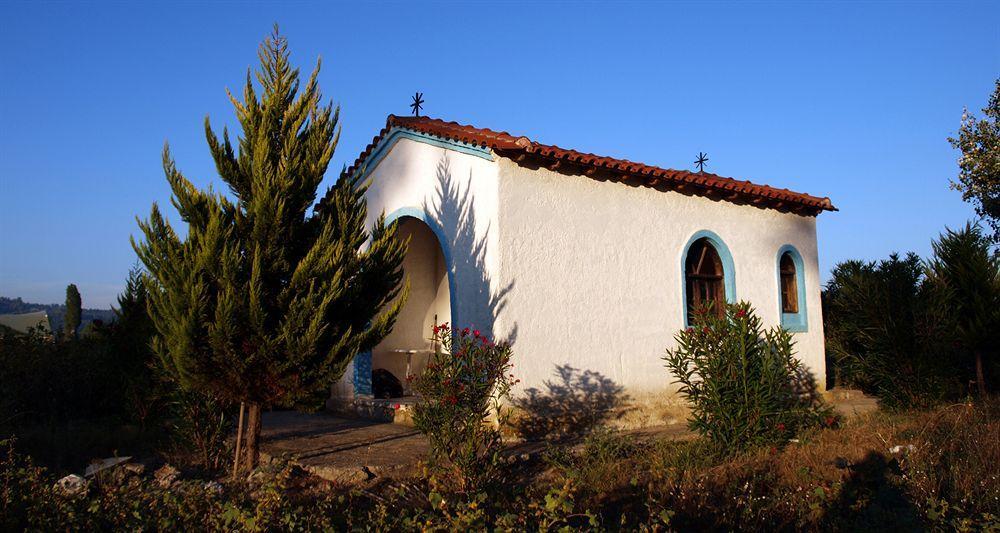 Dafnes Rooms Fourka Exterior photo