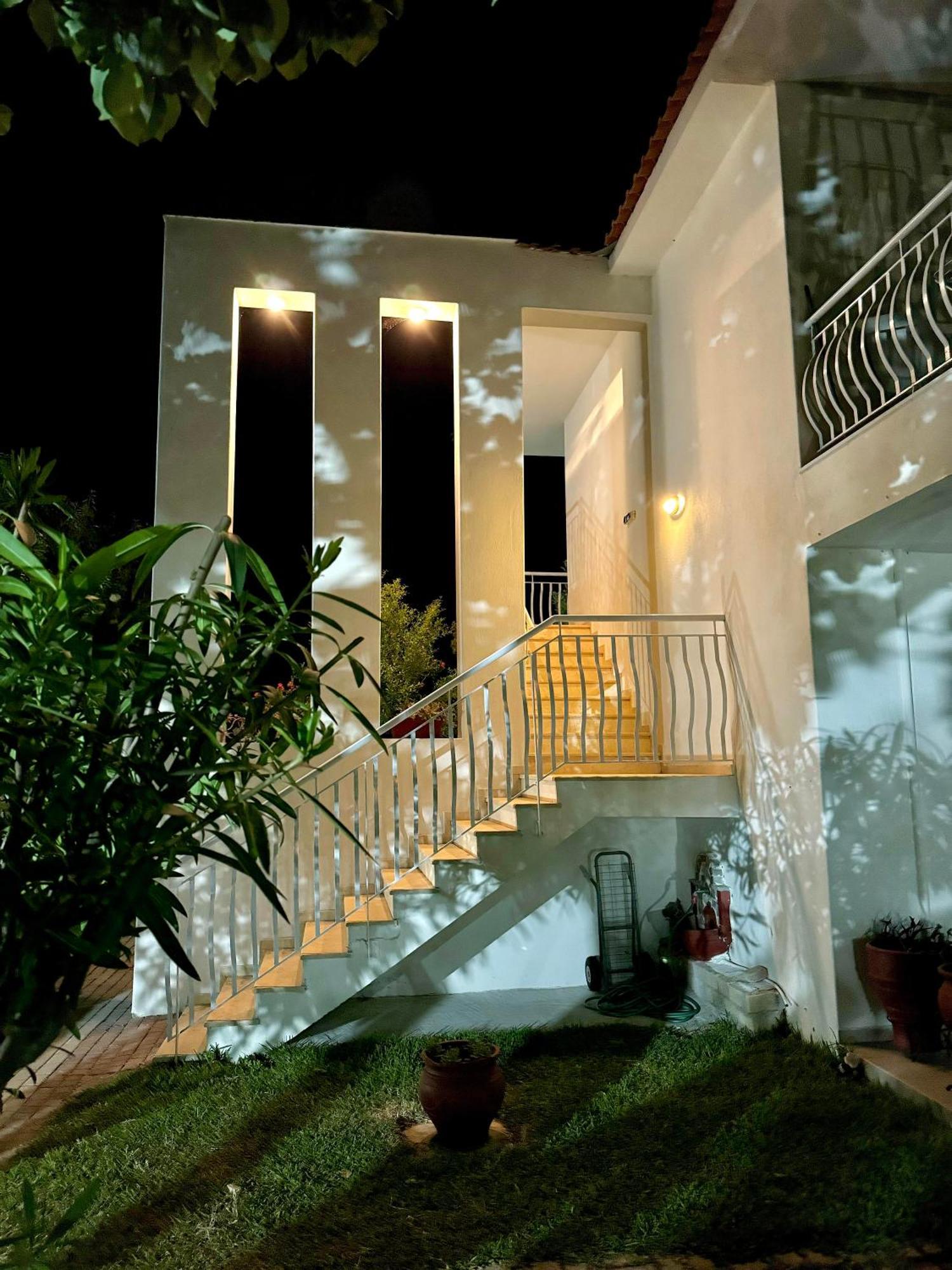 Dafnes Rooms Fourka Exterior photo